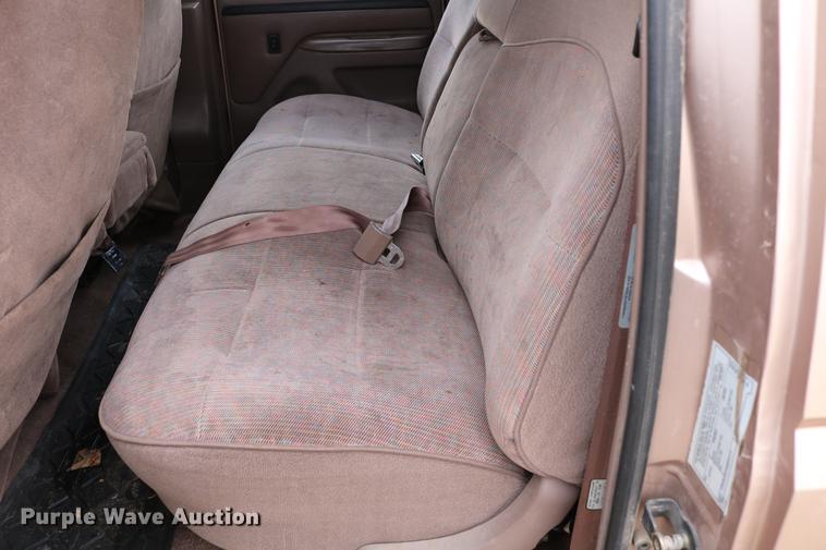 image for item DC7621 1997 Ford F350 Crew Cab flatbed pickup truck