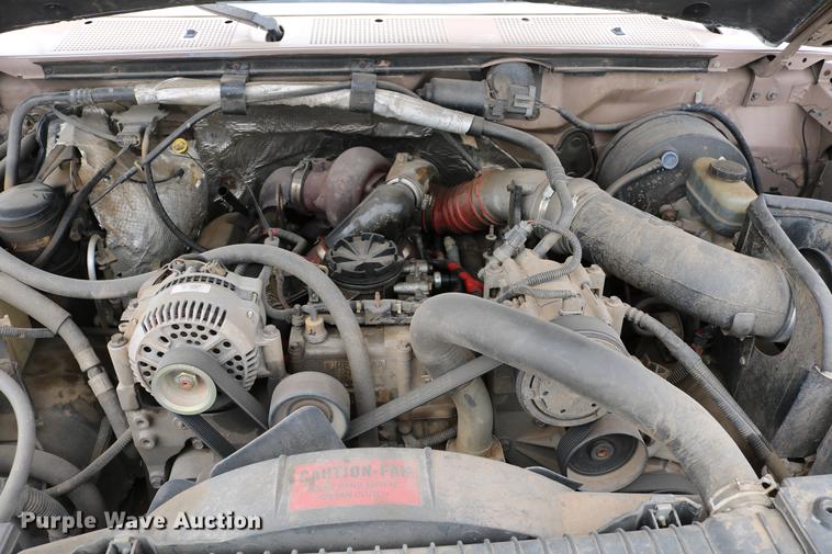 image for item DC7621 1997 Ford F350 Crew Cab flatbed pickup truck