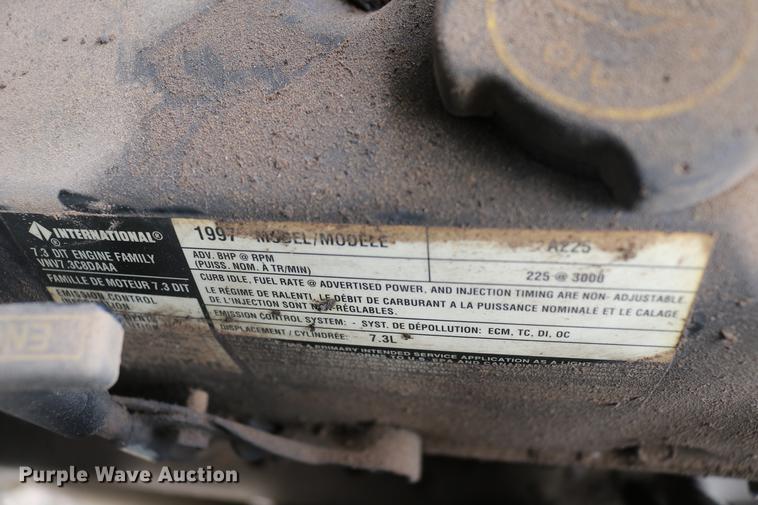 image for item DC7621 1997 Ford F350 Crew Cab flatbed pickup truck