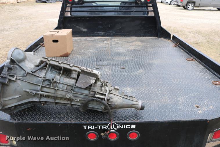 image for item DC7621 1997 Ford F350 Crew Cab flatbed pickup truck
