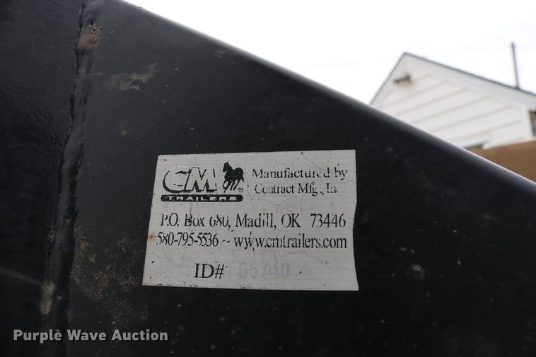 image for item DC7621 1997 Ford F350 Crew Cab flatbed pickup truck