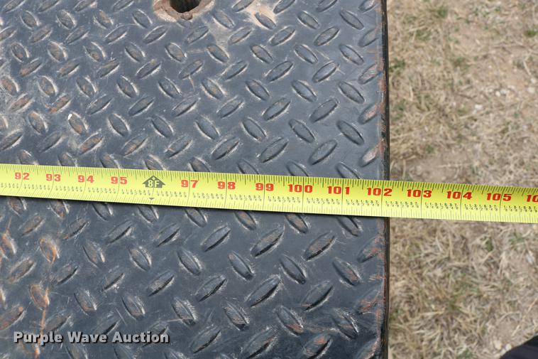 image for item DC7621 1997 Ford F350 Crew Cab flatbed pickup truck