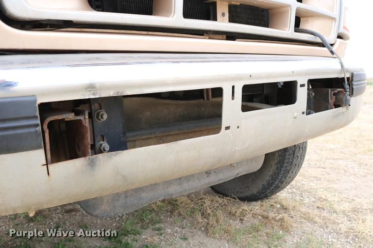 image for item DC7621 1997 Ford F350 Crew Cab flatbed pickup truck