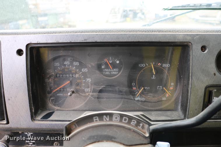 image for item DC7627 1992 GMC Vandura G3500 van