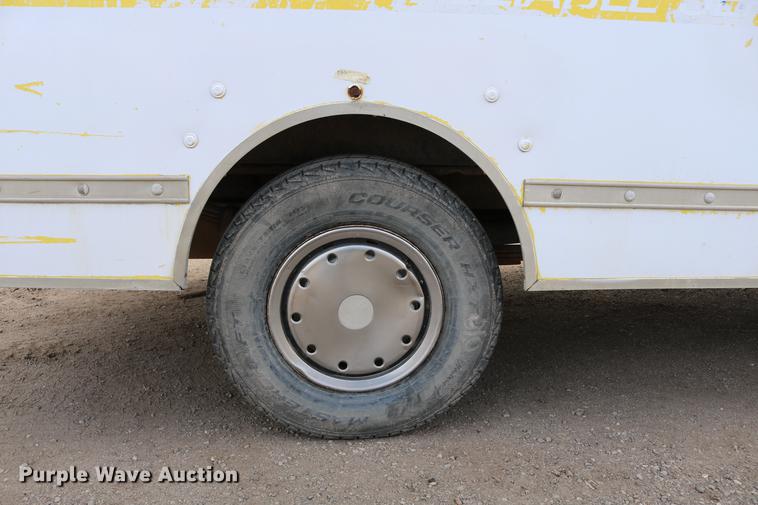 image for item DC7627 1992 GMC Vandura G3500 van