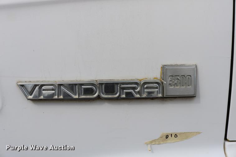 image for item DC7627 1992 GMC Vandura G3500 van