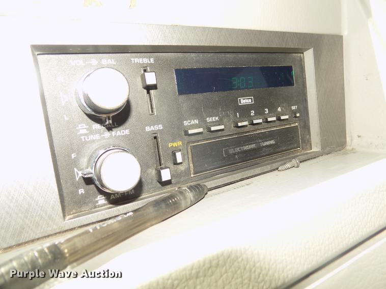 image for item DD2779 1995 GMC G3500 Vandura school bus