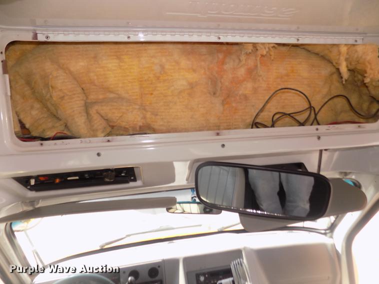 image for item DD2779 1995 GMC G3500 Vandura school bus