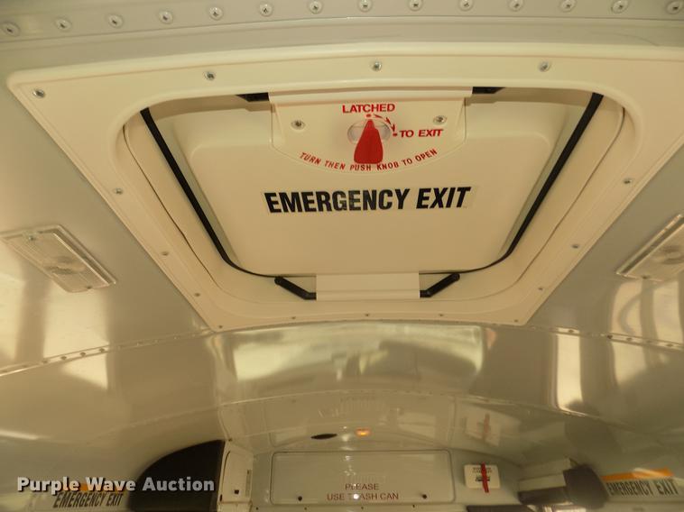 image for item DD2779 1995 GMC G3500 Vandura school bus