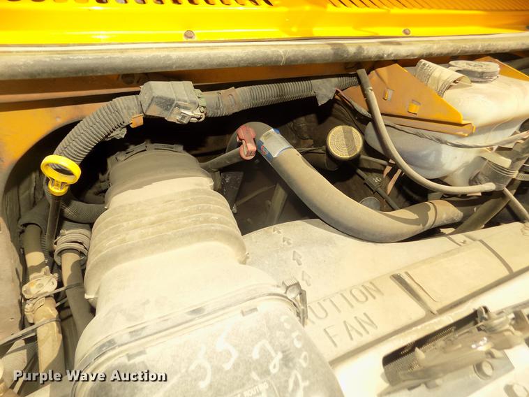 image for item DD2779 1995 GMC G3500 Vandura school bus