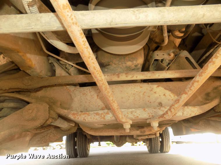 image for item DD2779 1995 GMC G3500 Vandura school bus