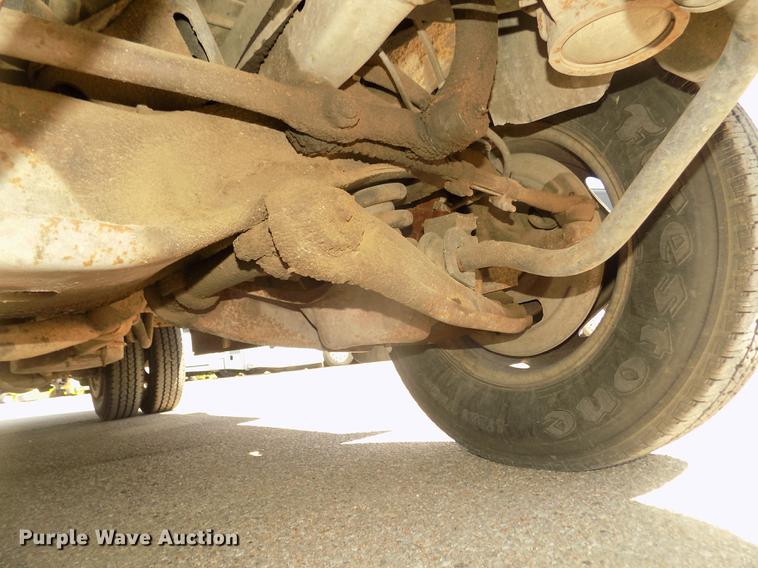 image for item DD2779 1995 GMC G3500 Vandura school bus