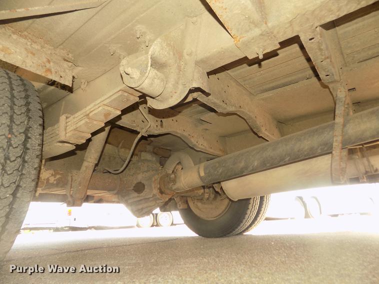 image for item DD2779 1995 GMC G3500 Vandura school bus