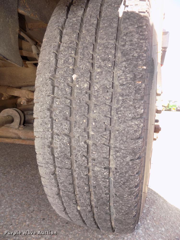 image for item DD2779 1995 GMC G3500 Vandura school bus