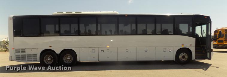 image for item DD2780 2004 Blue Bird Express 4500 coach bus