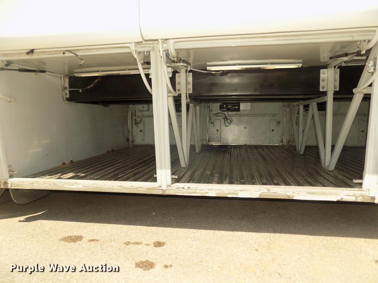 image for item DD2780 2004 Blue Bird Express 4500 coach bus