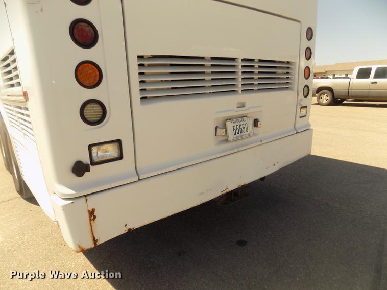 image for item DD2780 2004 Blue Bird Express 4500 coach bus