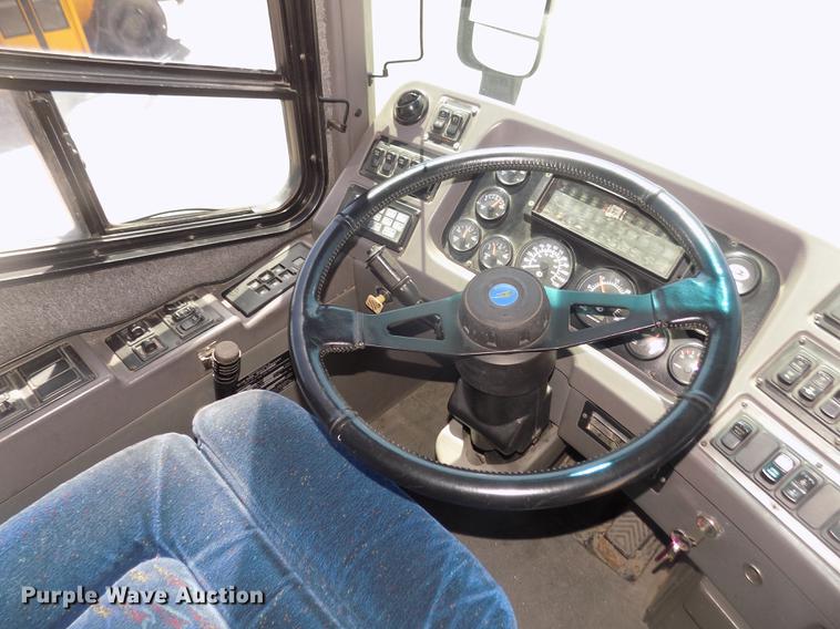 image for item DD2780 2004 Blue Bird Express 4500 coach bus