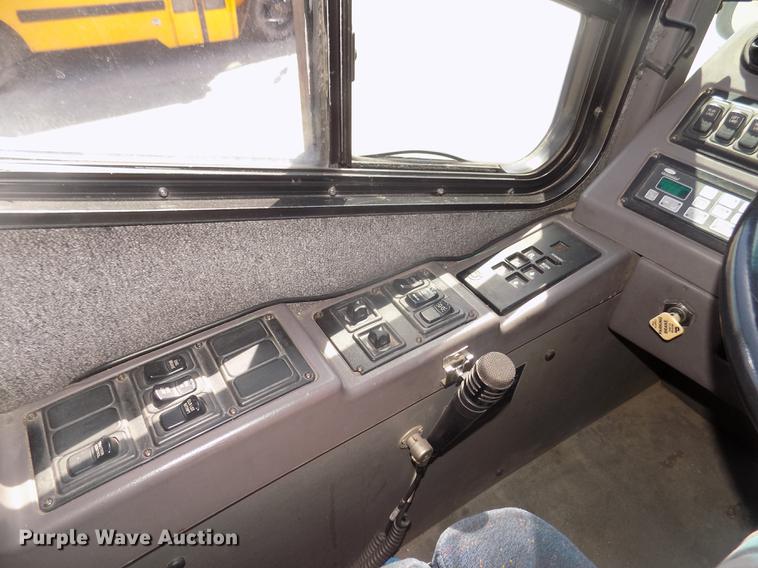 image for item DD2780 2004 Blue Bird Express 4500 coach bus