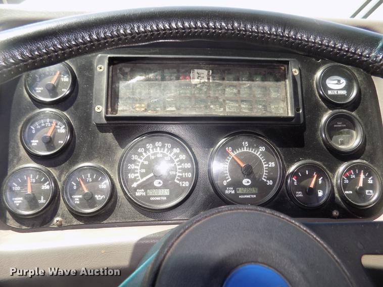 image for item DD2780 2004 Blue Bird Express 4500 coach bus