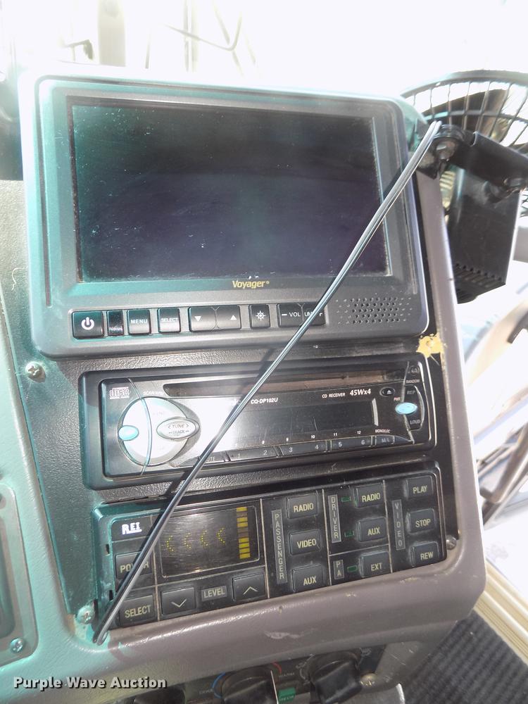 image for item DD2780 2004 Blue Bird Express 4500 coach bus