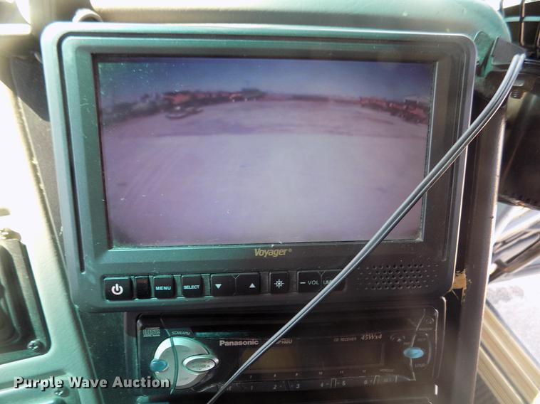 image for item DD2780 2004 Blue Bird Express 4500 coach bus