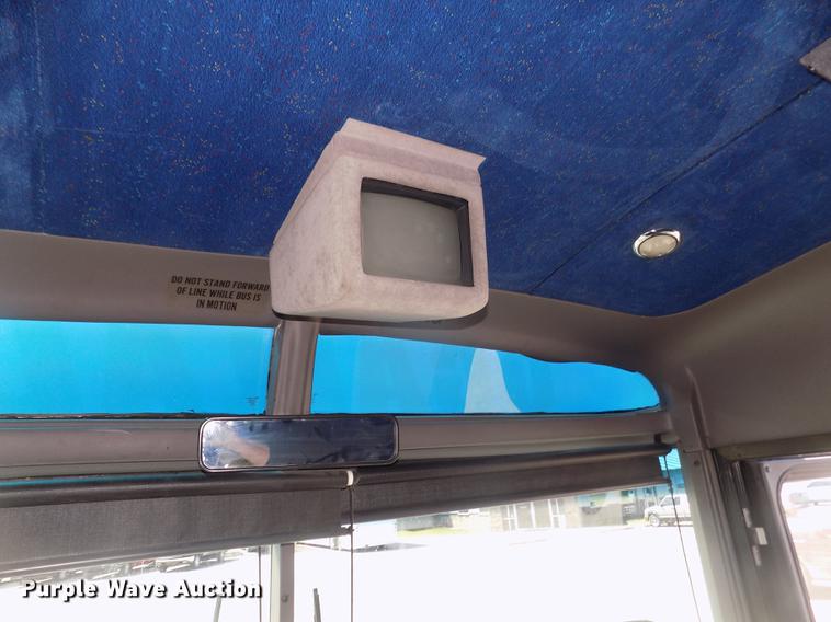 image for item DD2780 2004 Blue Bird Express 4500 coach bus