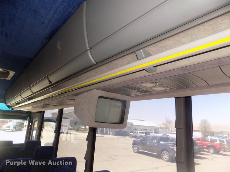 image for item DD2780 2004 Blue Bird Express 4500 coach bus