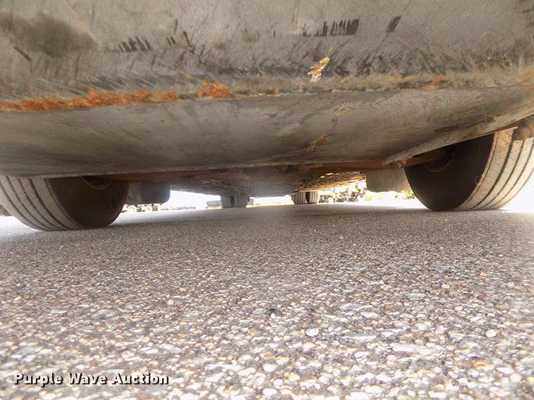 image for item DD2780 2004 Blue Bird Express 4500 coach bus