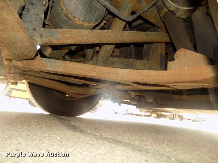 image for item DD2780 2004 Blue Bird Express 4500 coach bus