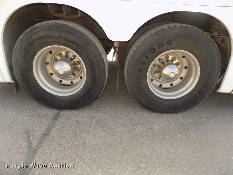 image for item DD2780 2004 Blue Bird Express 4500 coach bus