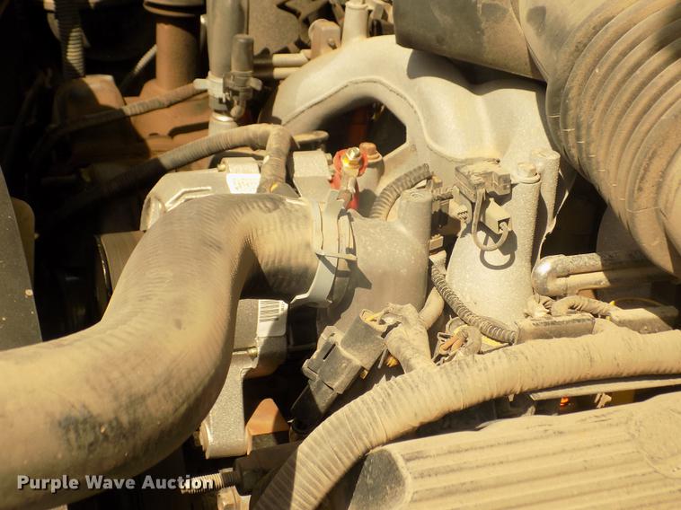 image for item DD2789 2000 Ford F350 Super Duty Lariat Crew Cab pickup truck