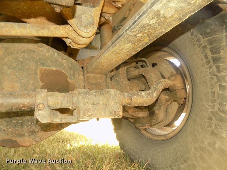 image for item DD2789 2000 Ford F350 Super Duty Lariat Crew Cab pickup truck