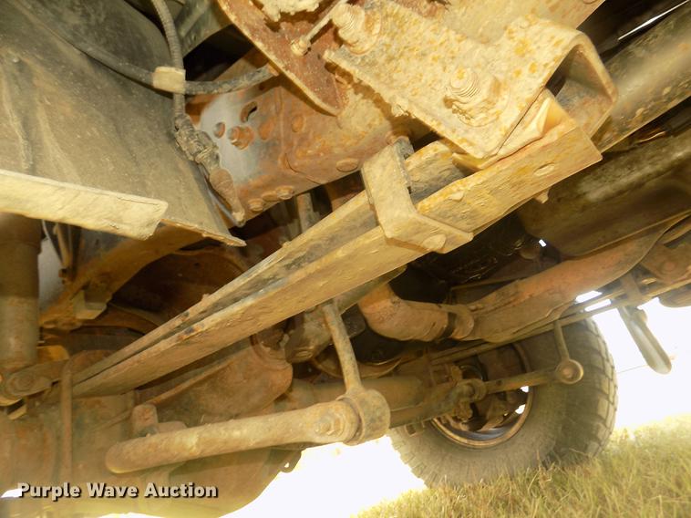 image for item DD2789 2000 Ford F350 Super Duty Lariat Crew Cab pickup truck