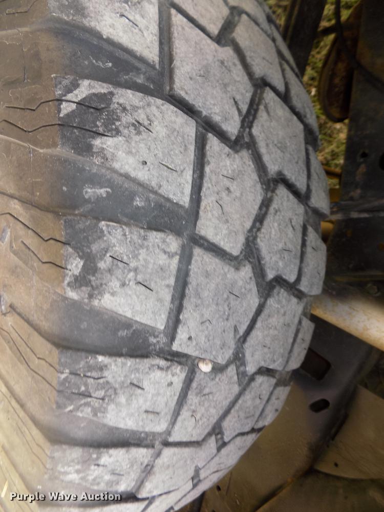 image for item DD2789 2000 Ford F350 Super Duty Lariat Crew Cab pickup truck