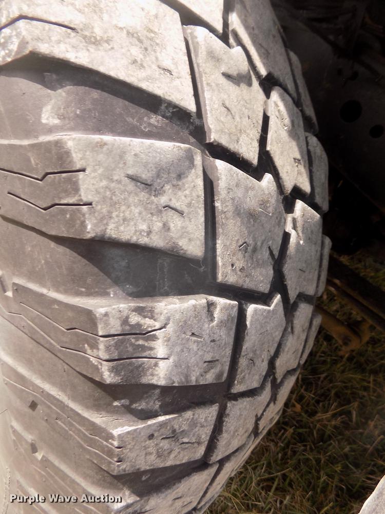 image for item DD2789 2000 Ford F350 Super Duty Lariat Crew Cab pickup truck