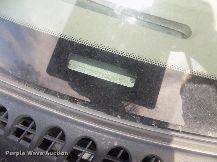 image for item DD2789 2000 Ford F350 Super Duty Lariat Crew Cab pickup truck