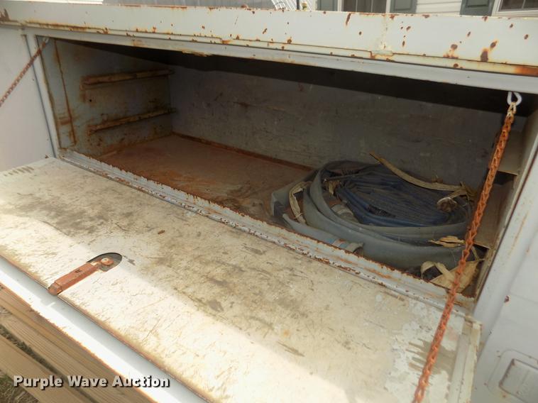 image for item DD2792 Reading steel utility bed