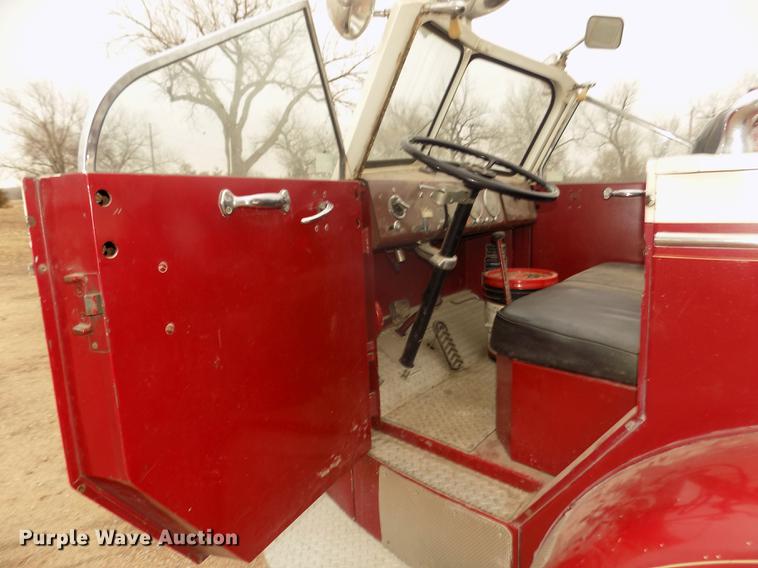 image for item DD2816 1958 American Lafrance ladder fire truck