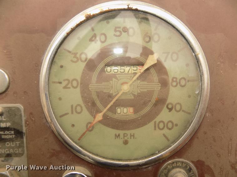 image for item DD2816 1958 American Lafrance ladder fire truck