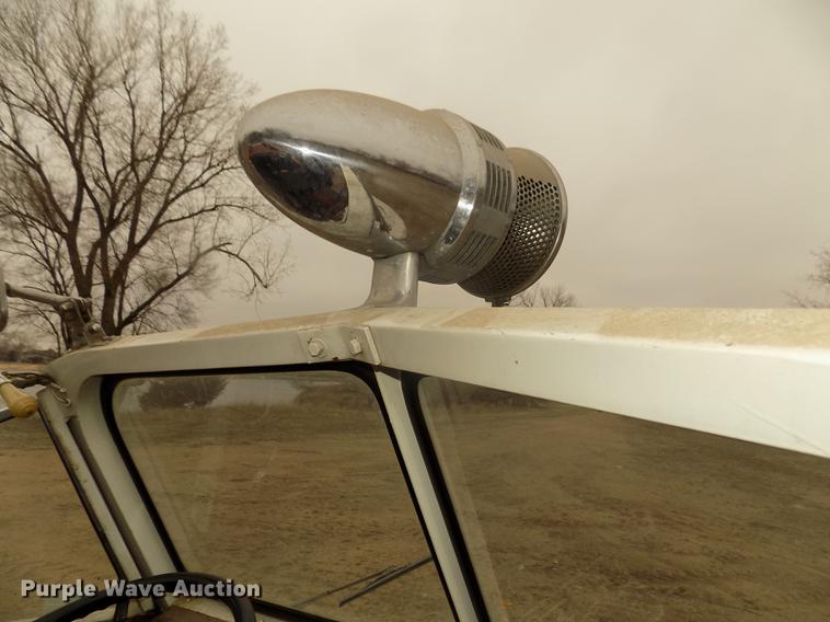 image for item DD2816 1958 American Lafrance ladder fire truck