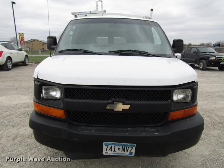 image for item DD7436 2007 Chevrolet Express 1500 van
