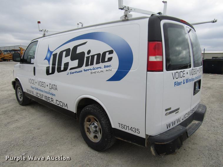 image for item DD7436 2007 Chevrolet Express 1500 van