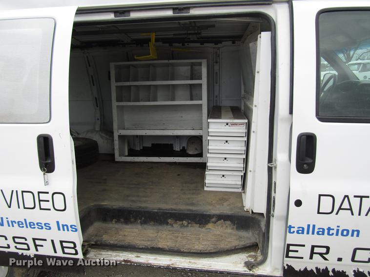 image for item DD7436 2007 Chevrolet Express 1500 van