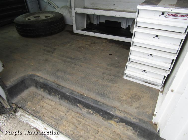 image for item DD7436 2007 Chevrolet Express 1500 van