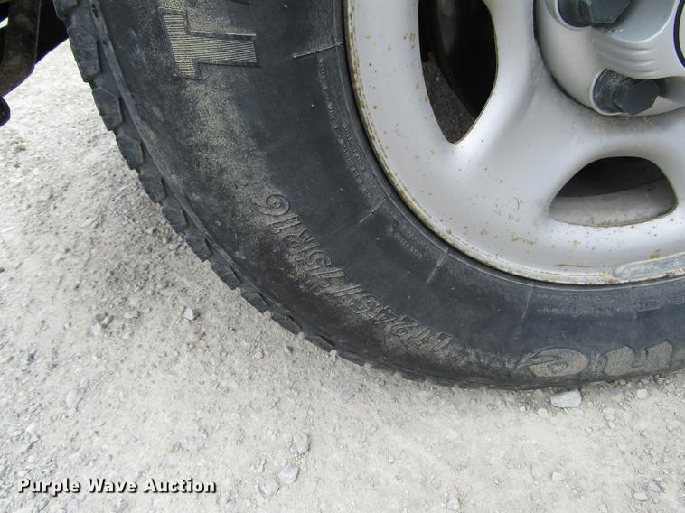 image for item DD7436 2007 Chevrolet Express 1500 van