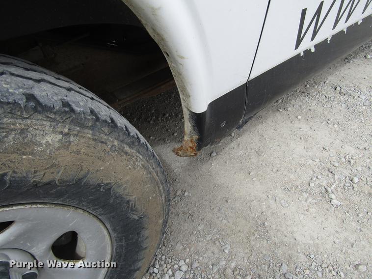 image for item DD7436 2007 Chevrolet Express 1500 van