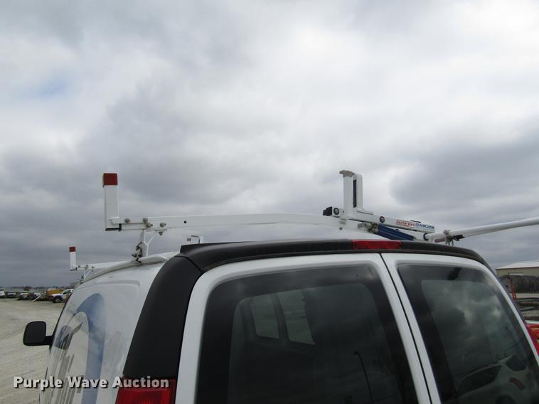 image for item DD7436 2007 Chevrolet Express 1500 van