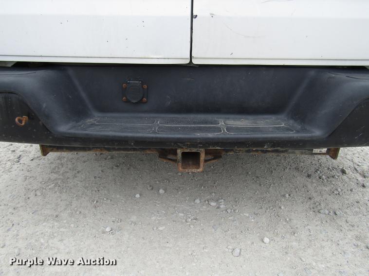 image for item DD7437 2006 GMC Savana G1500 van