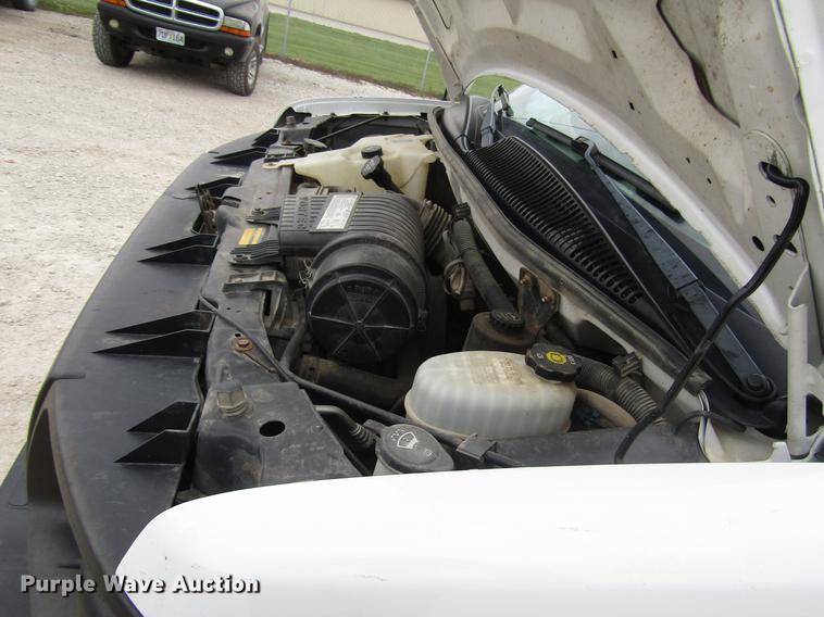 image for item DD7437 2006 GMC Savana G1500 van